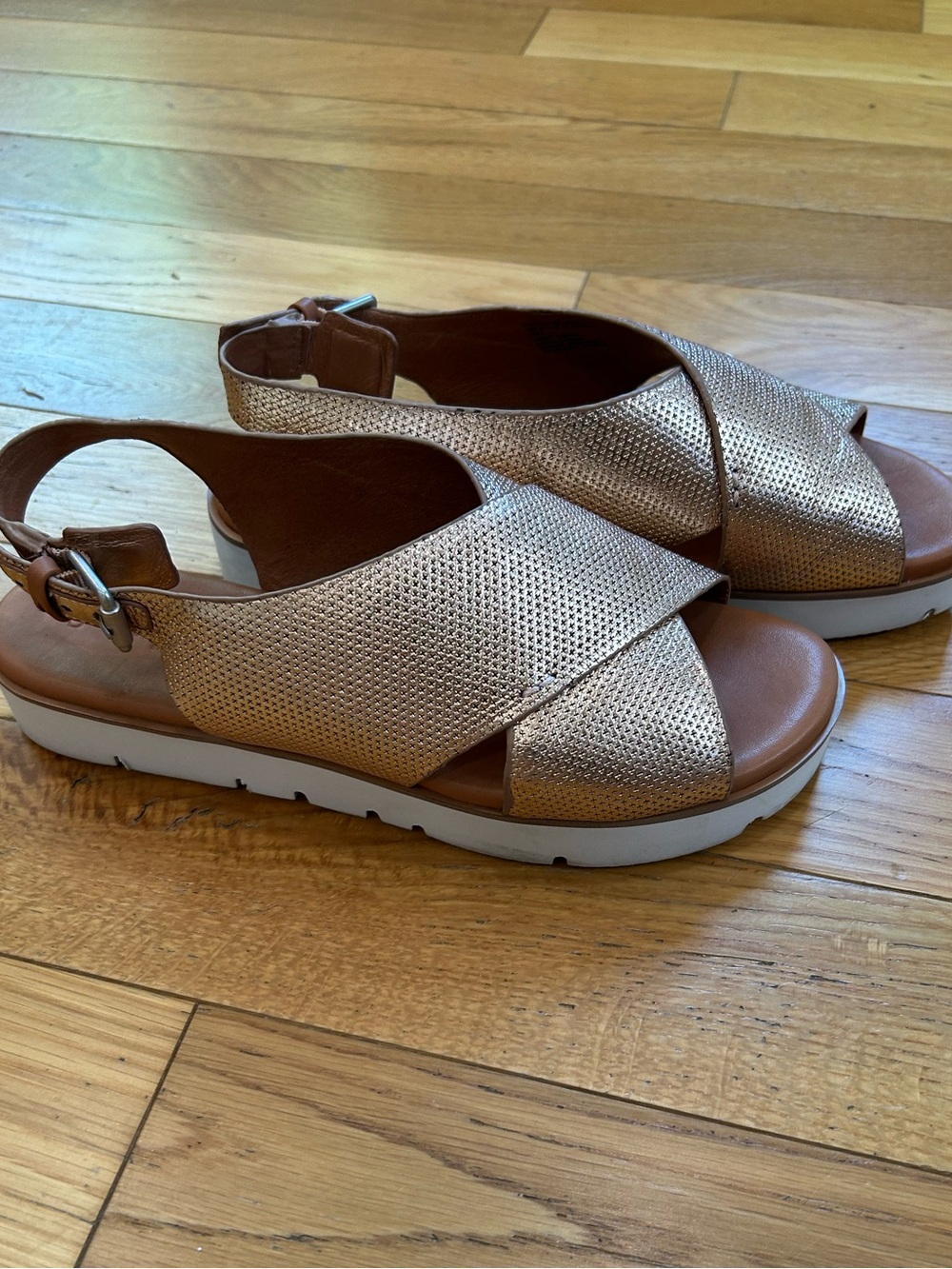Kenneth Cole Gentle Soles Kiki Sandals - Picture 2 of 6